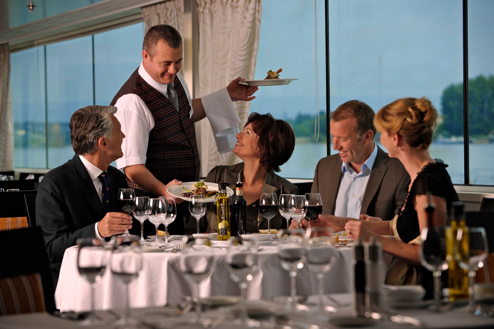Avalon Waterways Avalon Panorama Dining Room.jpg